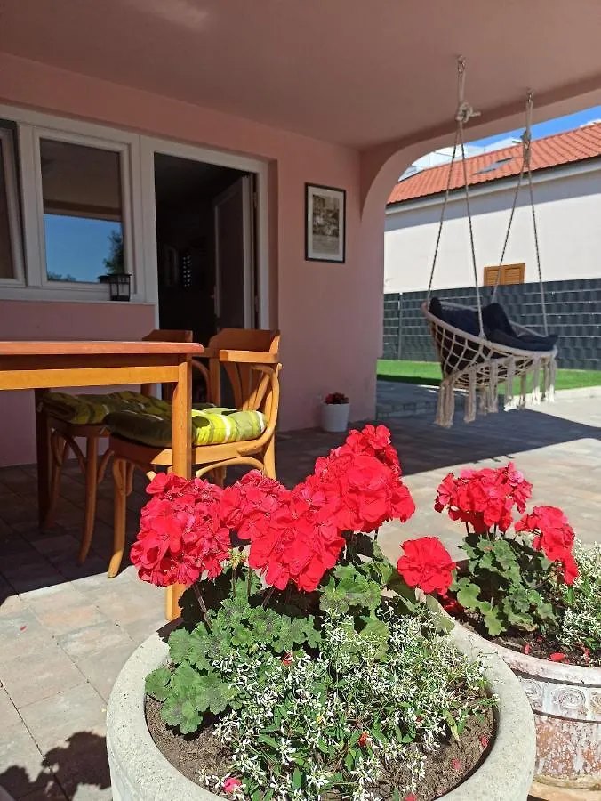 Apartman Nola Zadar 0*,  Chorvatsko