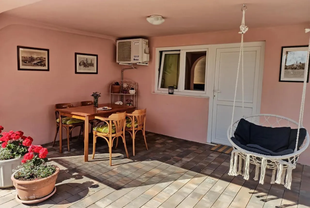 Apartman Nola Zadar 0*,  Chorvatsko